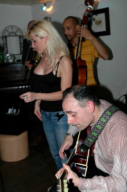 min 2007 02 20 latino 226